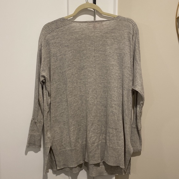 Lilly Pulitzer Joslyn Sweater - Picture 4 of 4